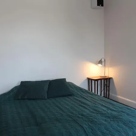 Large Modern Family - “arnely” *